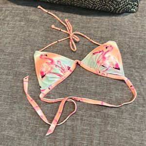 Victoria’s Secret Bikini Top in small